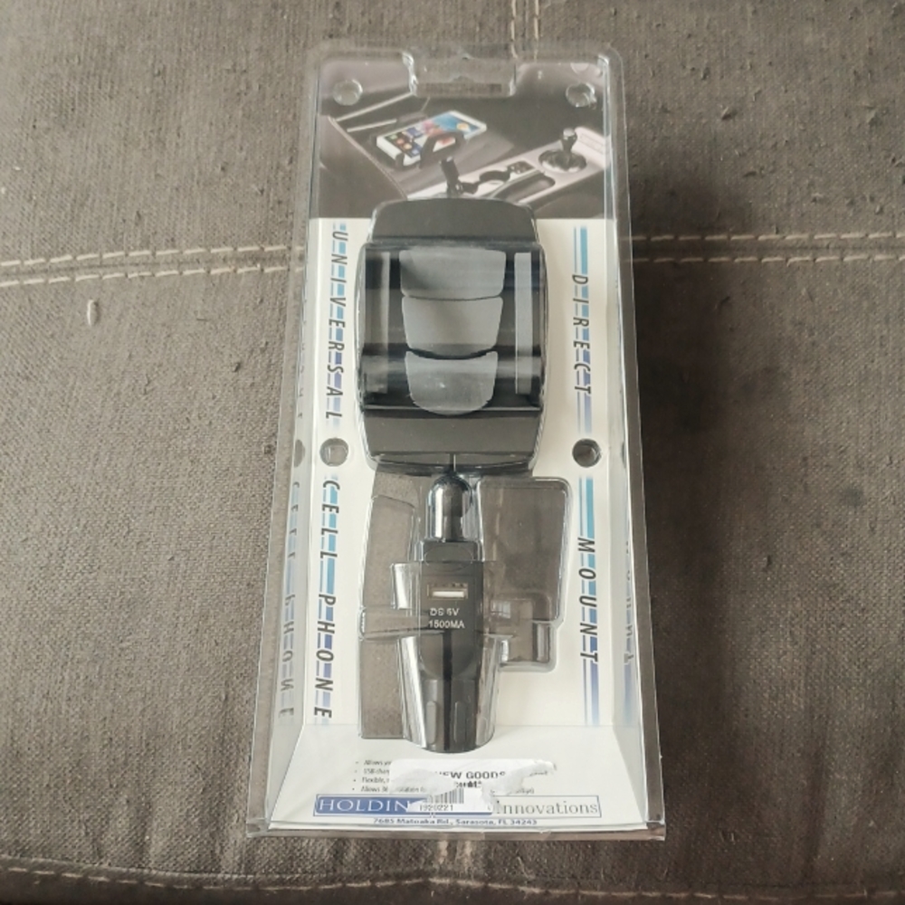 Universal Cell Phone car mount